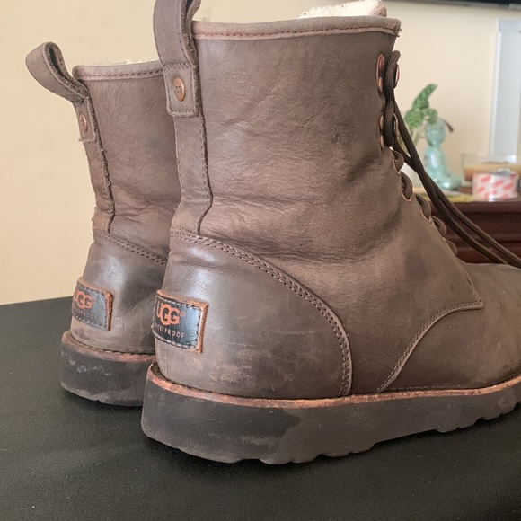 UGG ‘Hannen’ TL Waterproof Boot - Picture 6 of 13